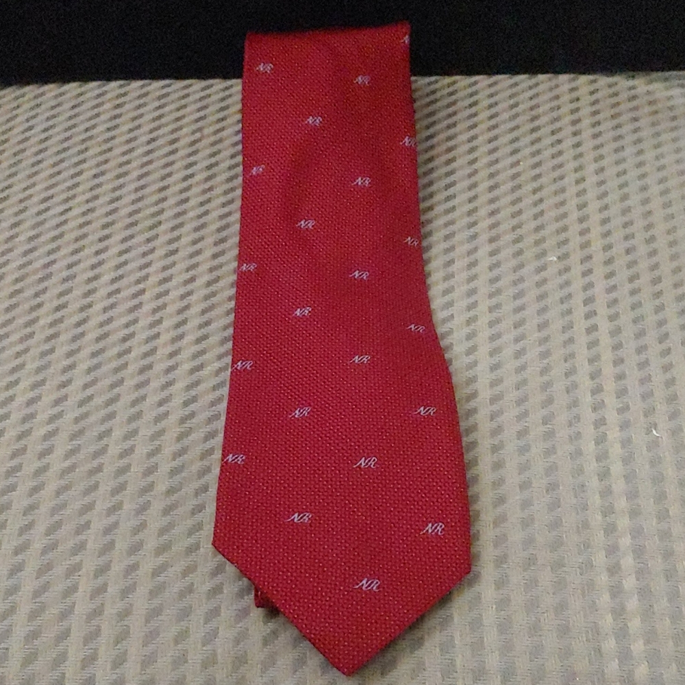 🎊Nina Ricci tie